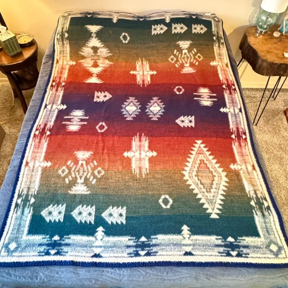 Vtg Biederlack Southwestern Throw Blanket Reversible Fleece Aztec 52x78" USA